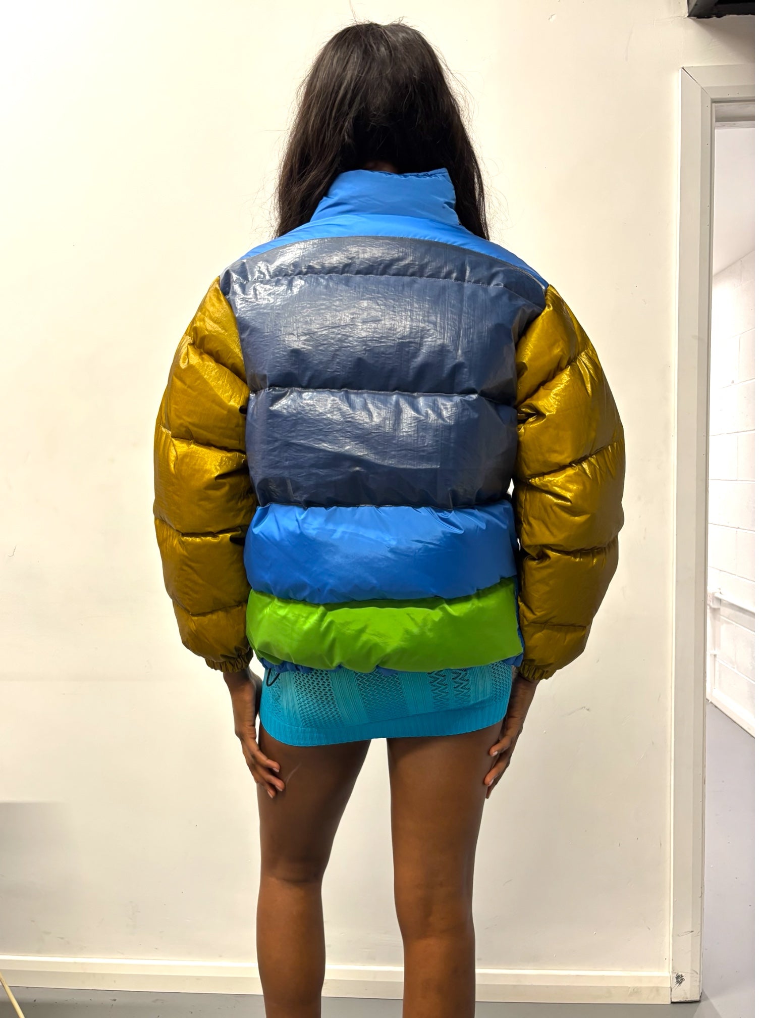 GOLD SLEEVE PANELLED PUFFER