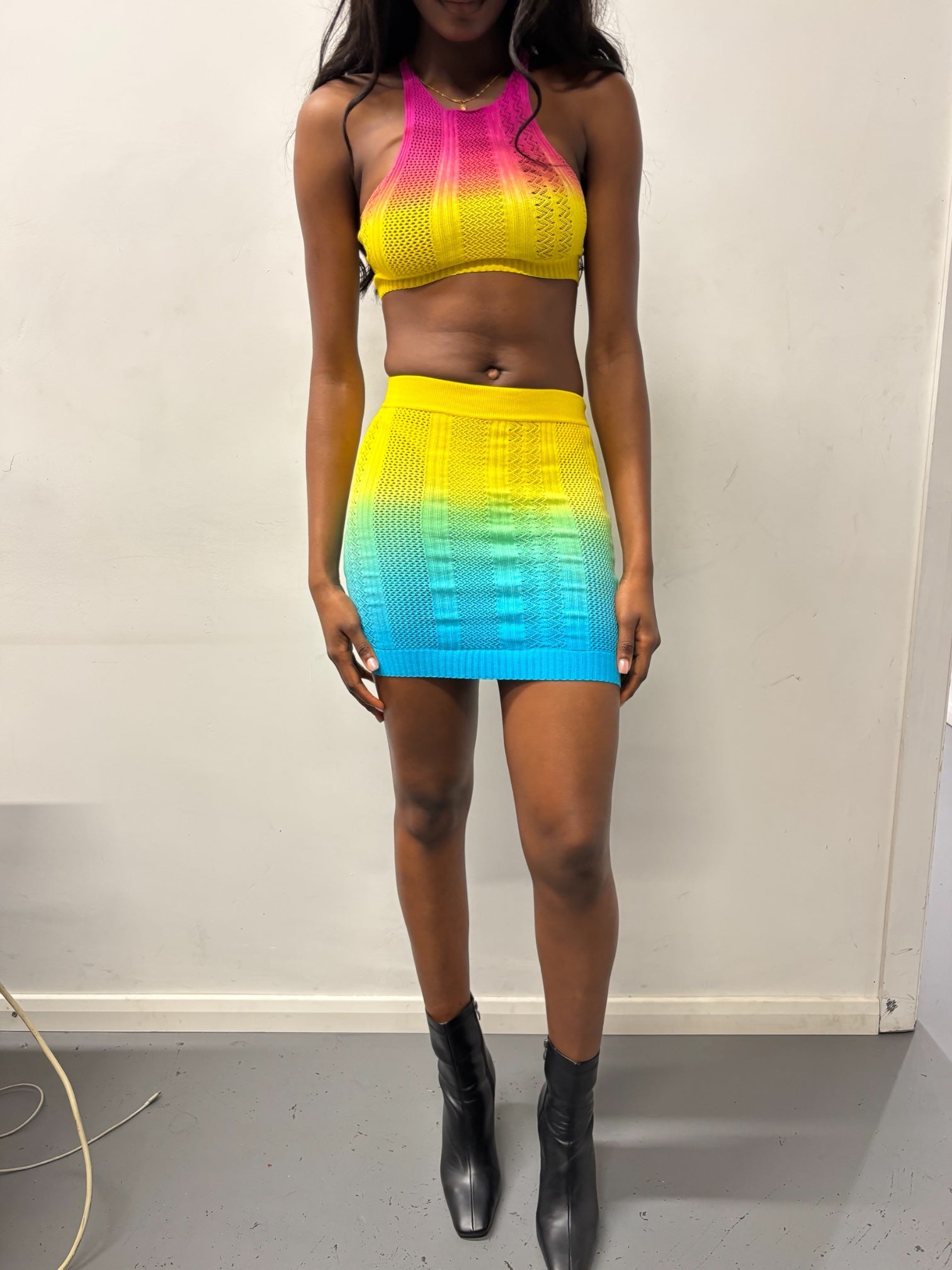 SUNRISE ELASTIC MINI SKIRT