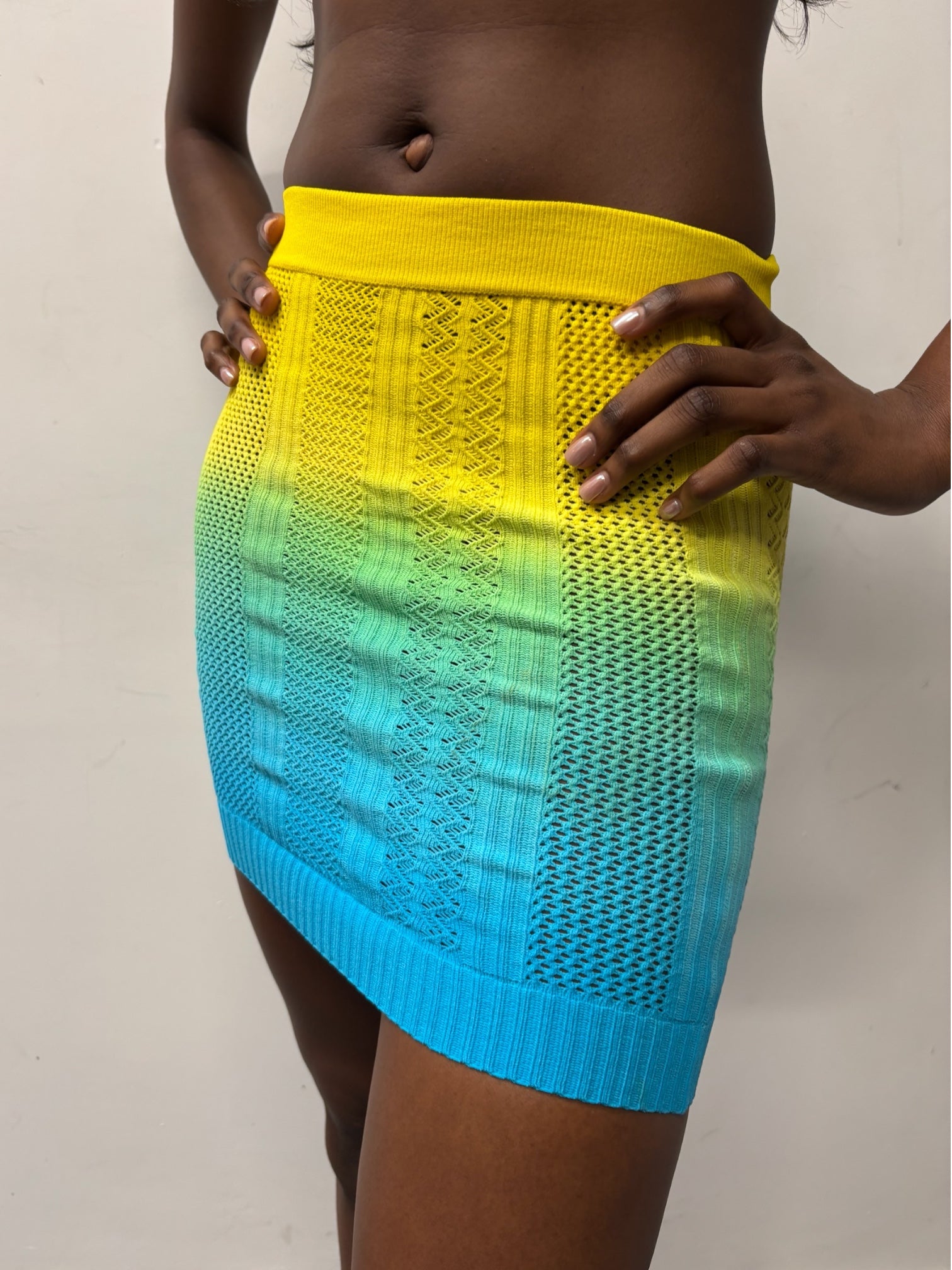 SUNRISE ELASTIC MINI SKIRT