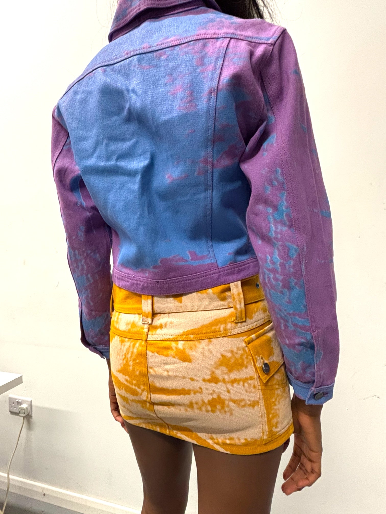 CAMEL BUCKLED MINI SKIRT