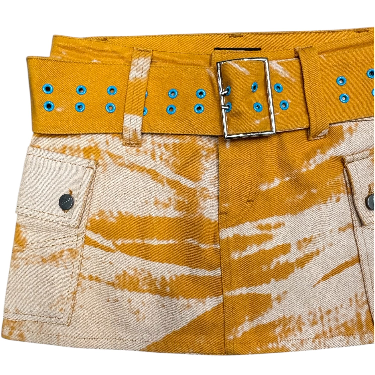 CAMEL BUCKLED MINI SKIRT